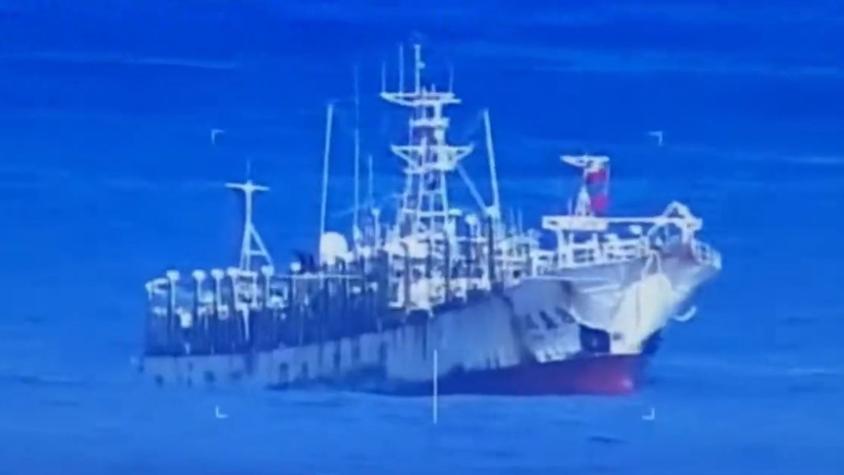 Flota china: Sernapesca advierte que faenas de pesca irregular podrían alcanzar multimillonarias multas