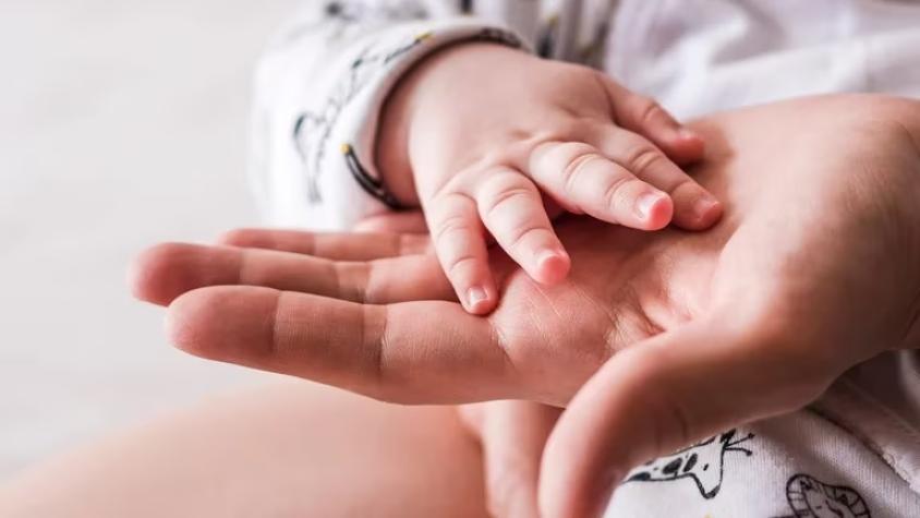 Mujer mató a su bebé recién nacida en Punta Arenas: Ocultó el cadáver en una bolsa de basura bajo su cama