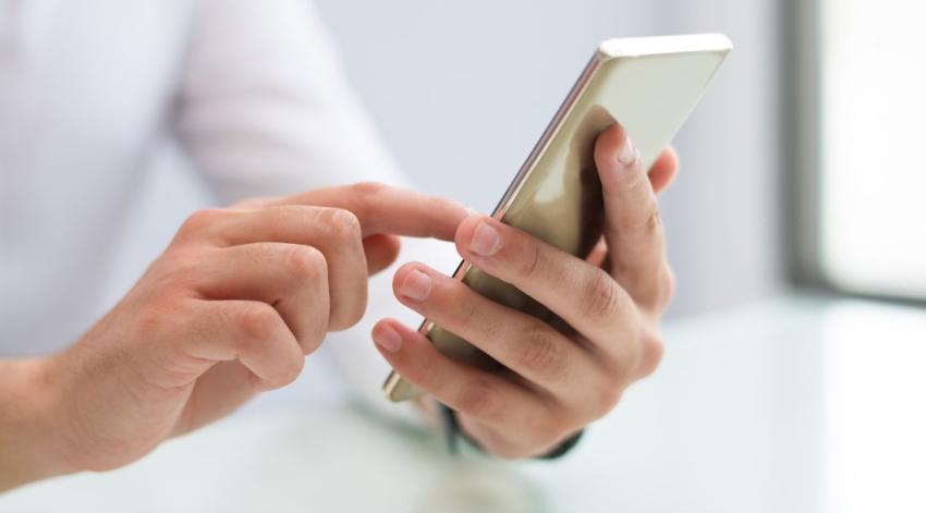 Esta aplicación lleva tiempo grabando tus conversaciones: bórrala de inmediato si la tienes en tu teléfono