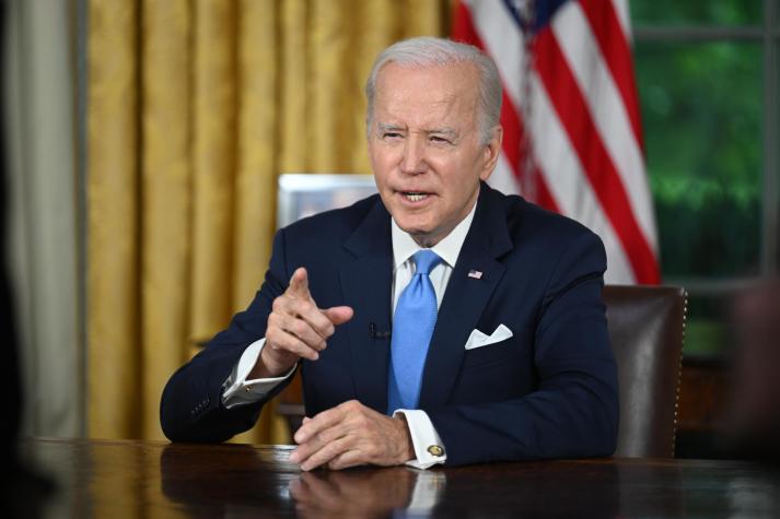 Biden promulgó la ley que evita el default de EEUU