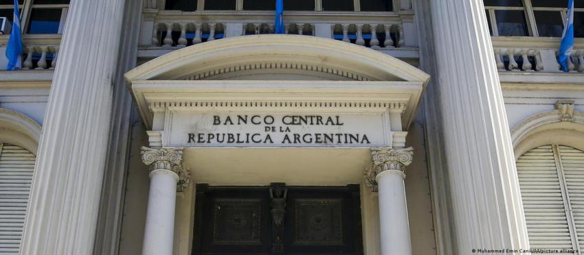 Argentina logra "histórico" 78% de adhesión para canje deuda