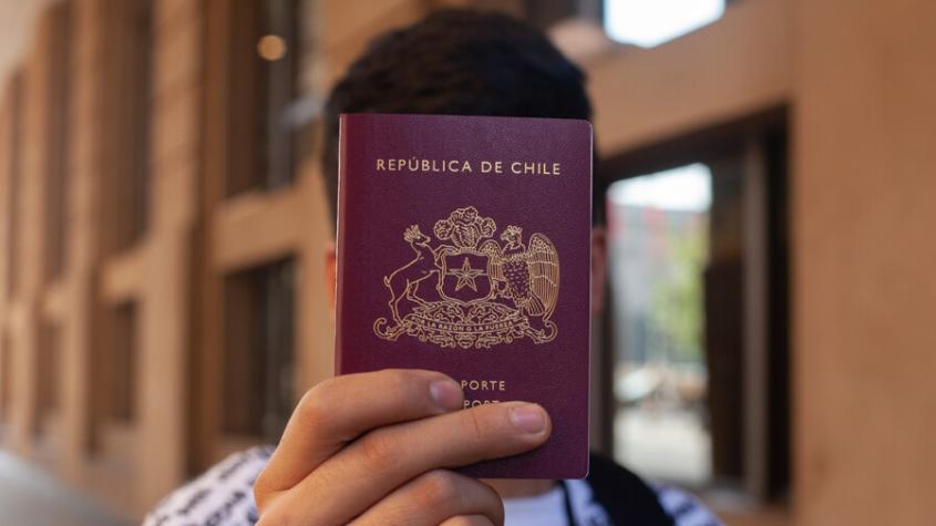 Chile logra acuerdo con Estados Unidos por Visa Waiver: Agilizarán entrega de antecedentes penales 