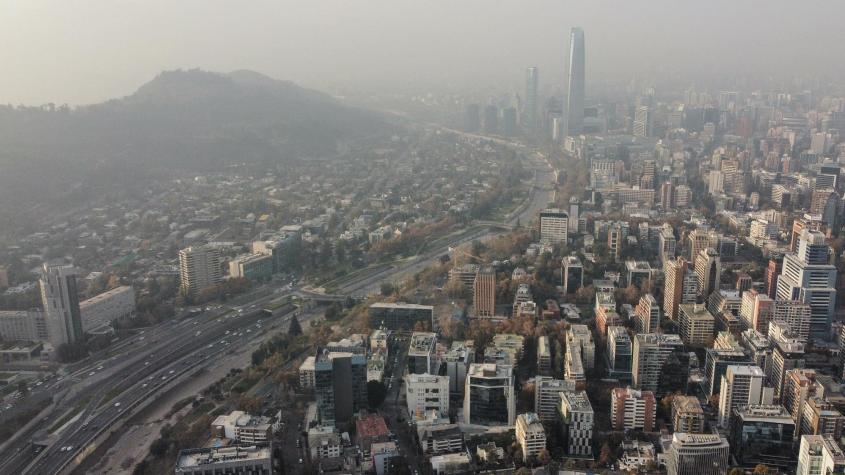 Declaran por tercer día consecutivo Alerta Ambiental en la región Metropolitana debido a "condiciones de ventilación adversas"