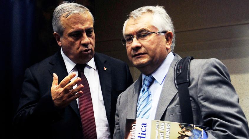 El cambio radical que proponen los ex ministros de Salud de Piñera a Boric para enfrentar la crisis (Lea el documento)