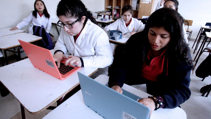 Estudio: Los ocho pasos clave que ayudarán a Chile en su desafío para modernizar la educación del país