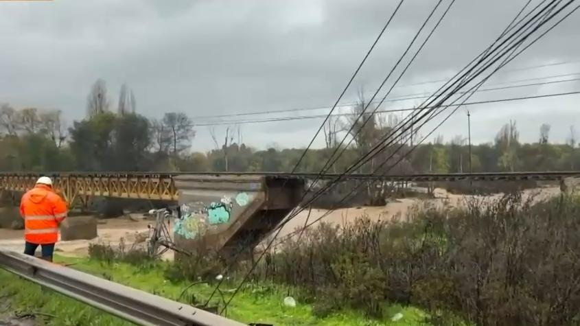 Cae parte de puente ferroviario en Talca ante aumento del río Lircay