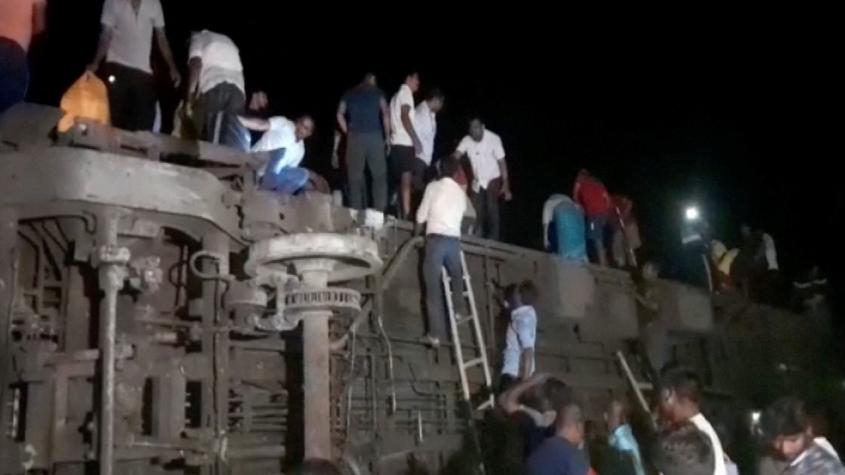 Al menos 50 muertos y cientos de heridos tras accidente de tren en India