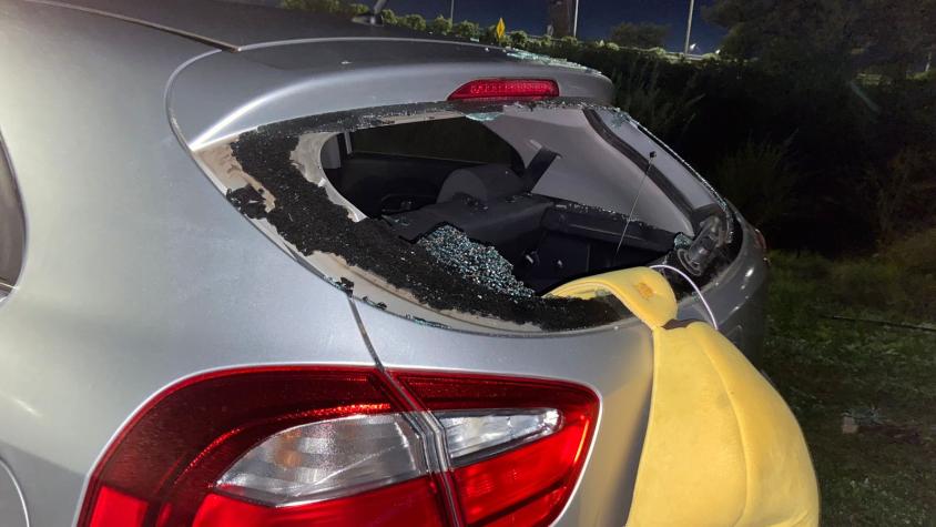 Delincuentes rompen vidrios y roban a más de 30 vehículos durante el partido de la Roja 