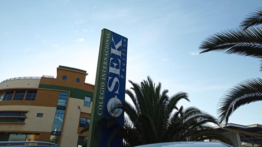Presidenta del sindicato de trabajadores por cierre del Colegio SEK: "Segovia intentó responsabilizarnos de la decisión" Presidenta del sindicato de trabajadores por cierre del Colegio SEK: "Segovia intentó responsabilizarnos de la decisión"