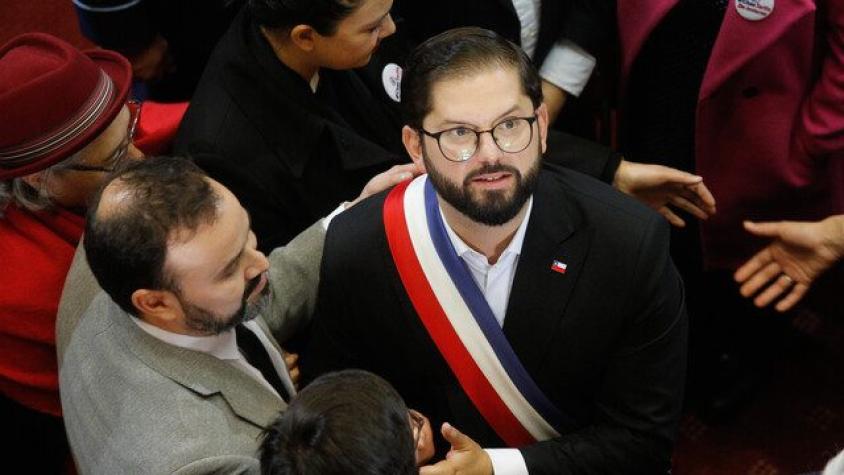 Cadem: Aprobación de Boric sube 10 puntos tras Cuenta Pública y llega a 41%, la mejor en un año Cadem: Aprobación de Boric sube 10 puntos tras Cuenta Pública y llega a 41%, la mejor en un año