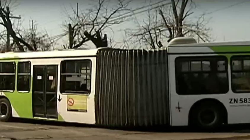 Renovación del transporte público: Adiós al último bus oruga del Transantiago