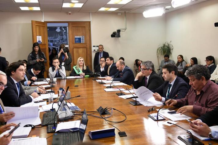 Comisión de Constitución rechaza sexto retiro de los fondos de AFP 