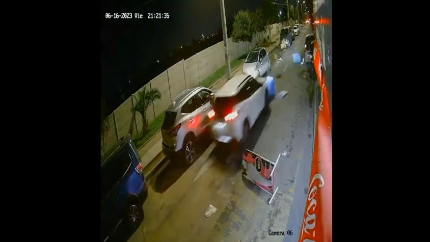 Le tiraron hasta un basurero: captan huida de automóvil robado tras "portonazo" en San Bernardo