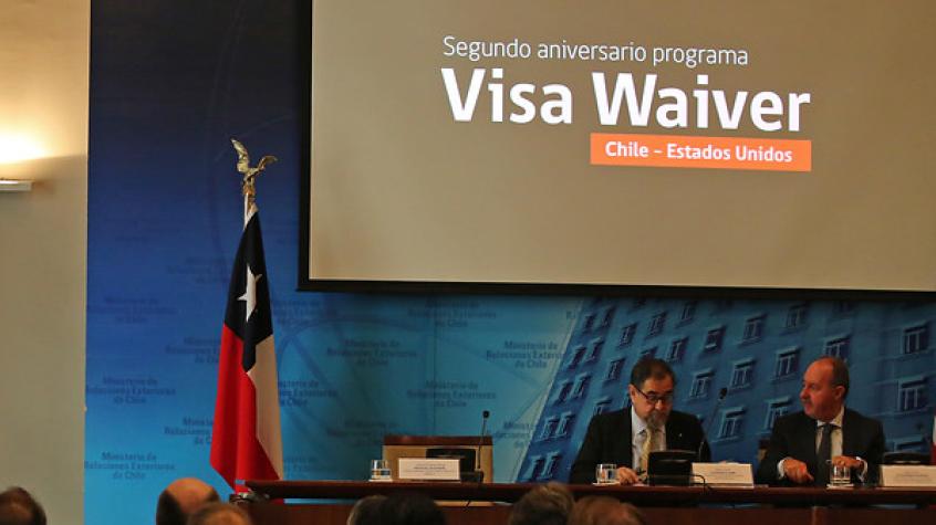 Cancillería y polémica por visa waiver: "Chile sigue trabajando para actualizar los requerimientos de EE.UU."