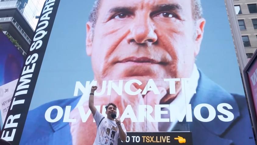"Nunca te olvidaremos": El hilarante troleo de Fabrizio Copano a Checho Hirane con imagen en pantalla de Times Square