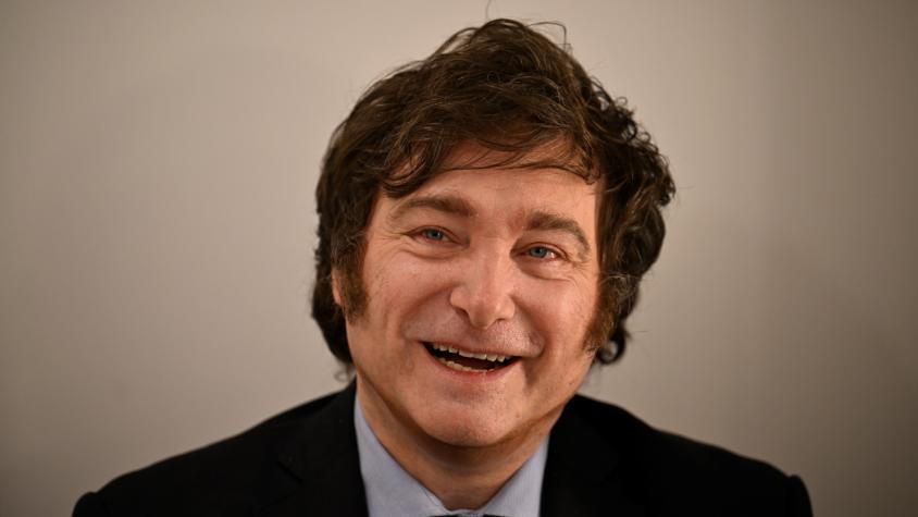 Precandidato presidencial argentino Javier Milei de visita en Chile: se reúne con José Antonio Kast y tilda a Gabriel Boric de "empobrecedor"