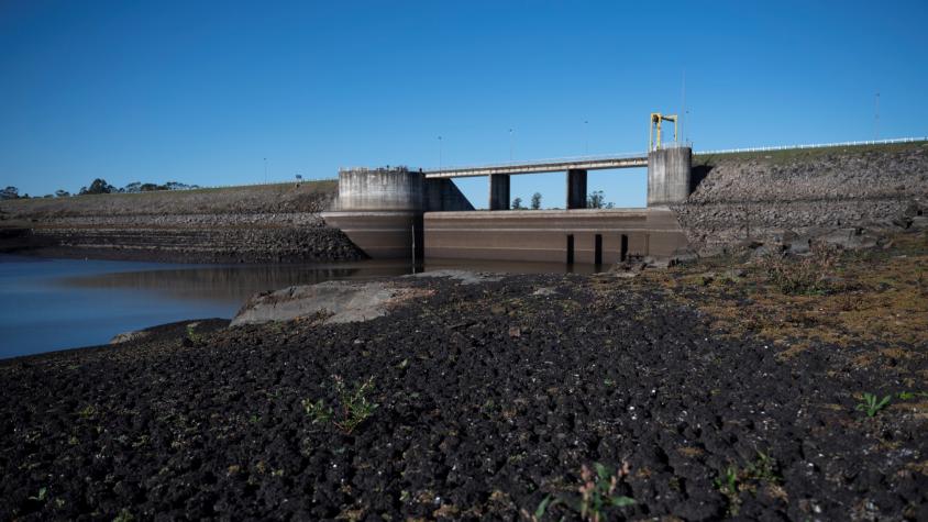 Uruguay enfrenta su peor sequía en 74 años: Podría quedarse sin agua potable en diez días