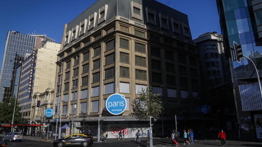 Cencosud pone en venta histórico edificio en la Alameda: Tienda Paris estuvo 72 años allí
