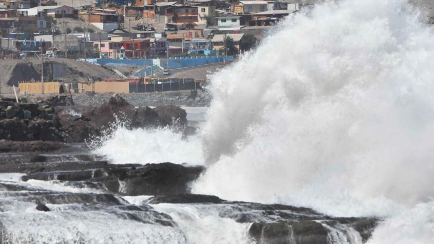 Emiten aviso de marejadas anormales en toda la costa del país