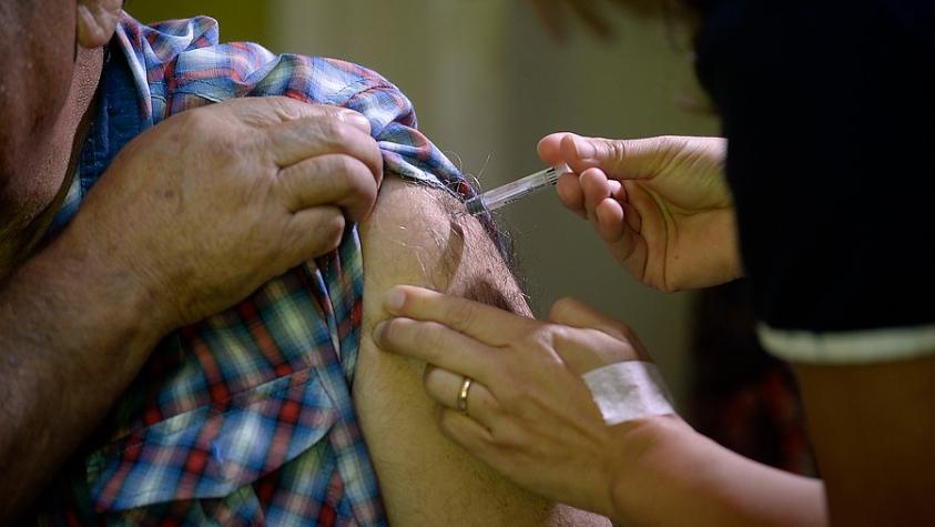 178 muertes por semana: Primera ola de Influenza golpea fuerte a adultos mayores y es la peor en ocho años