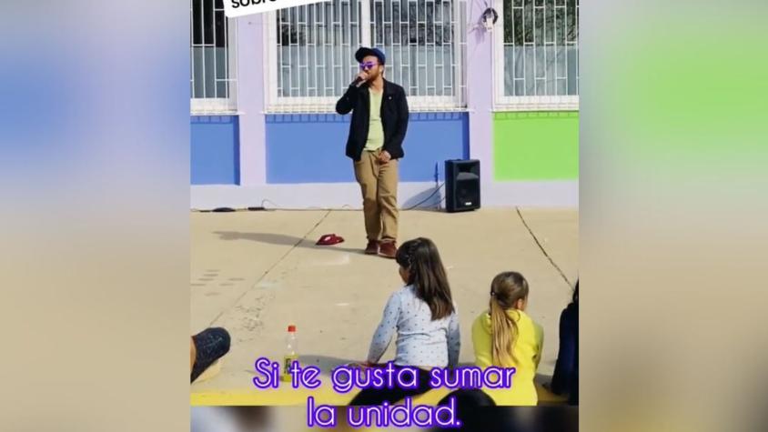 El "Matemateke": Profesor de matemáticas se hace viral cantando como Marcianeke en colegio