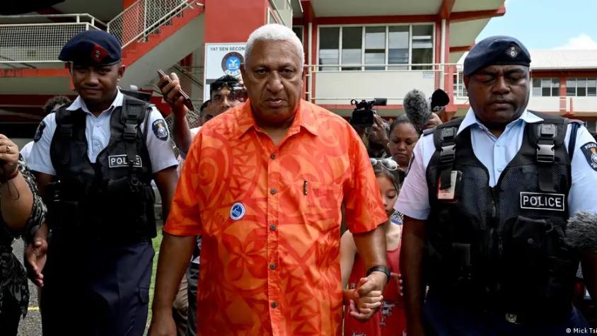 Inicia juicio contra exgobernante de Fiyi por abuso de poder
