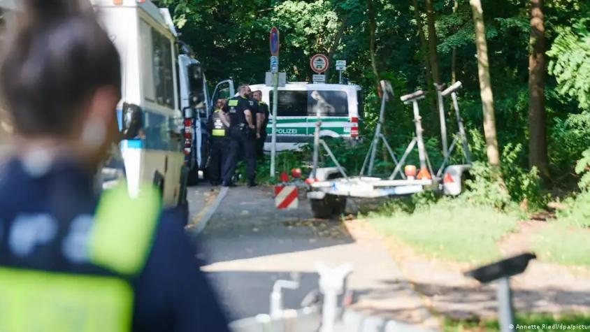 Berlín refuerza búsqueda de presunto "felino" escapado