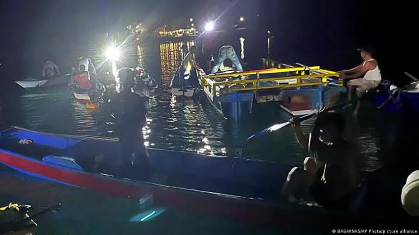 Indonesia busca a víctimas de mortal naufragio de un ferri