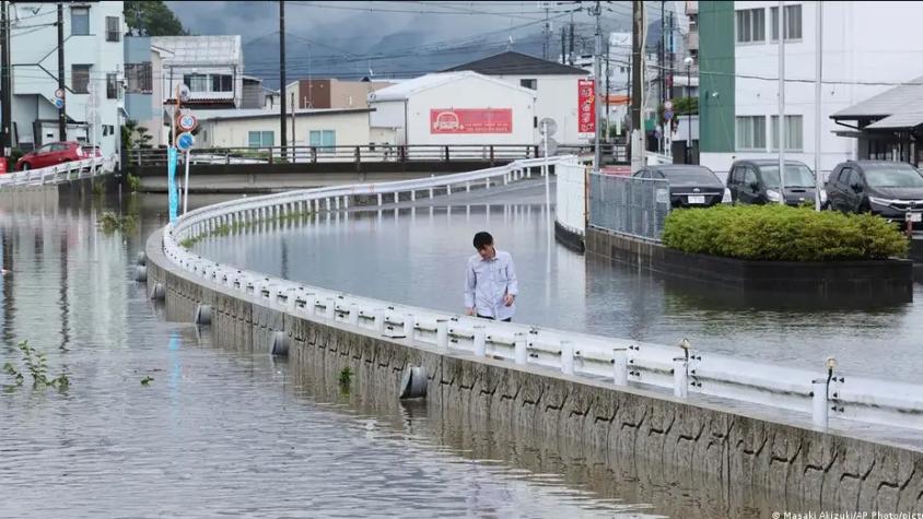Alertas de evacuación por lluvias torrenciales en Japón