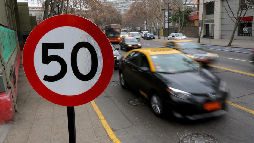 Presentan proyecto para aumentar velocidad máxima a 60 km/h: ¿Qué dice el Ministerio de Transportes?