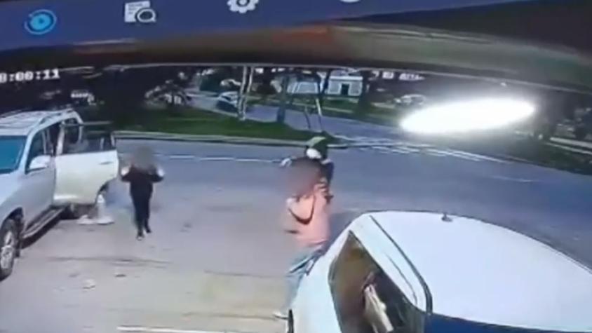 Dramática reacción de niño de 10 años ante asalto: Salió de camioneta con los brazos levantados
