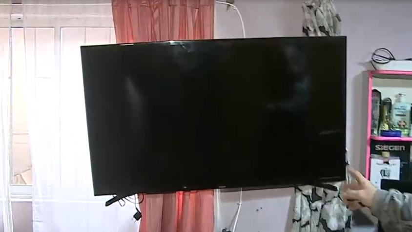 Televisores, refrigerador y más: Familias reclaman daños por alza de voltaje en San Bernardo