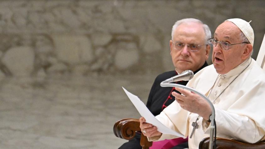 Papa Francisco denuncia la desinformación y la califica de "primer pecado del periodismo"