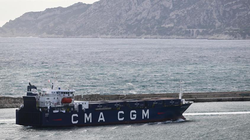 Tras amenazas de Rusia: Un primer barco sale de un puerto ucraniano en el mar Negro