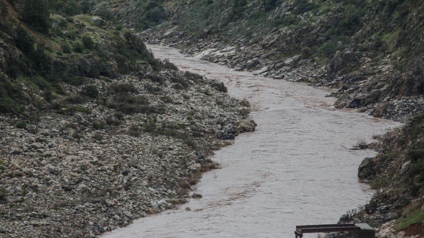 Linares: Confirman que cuerpo encontrado en río Ancoa es de adulto mayor desaparecido en sistema frontal de junio