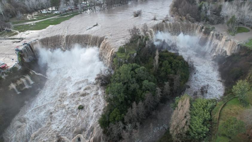 "Inundaciones en sectores poblados": Declaran Alerta Roja en toda la Región del Biobío