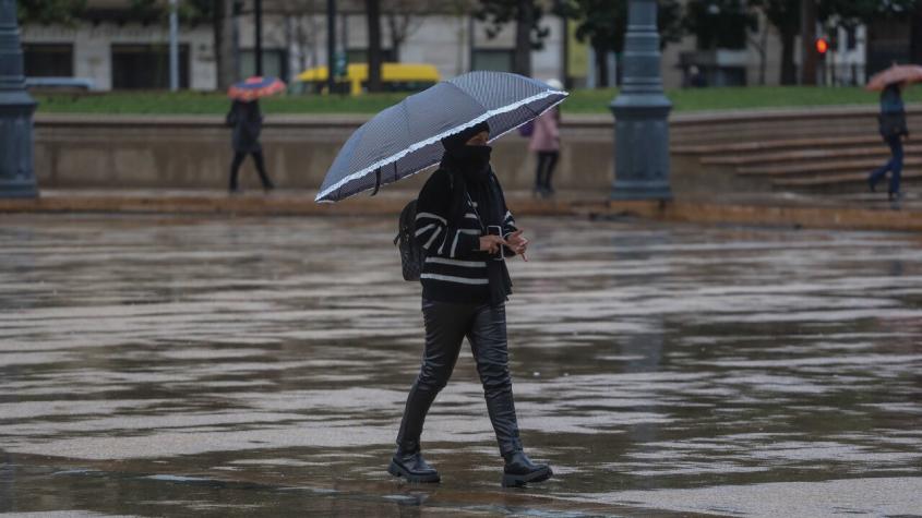 Lluvias en la zona central: ¿A qué hora comenzará a llover en Santiago?
