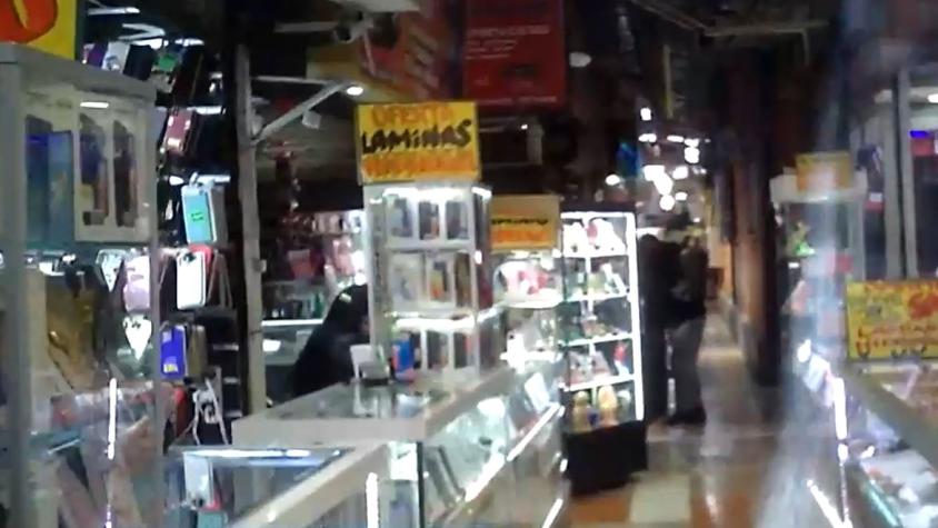 Persa Biobío en la mira por celulares robados: Así logran desbloquear los aparatos Persa Biobío en la mira por celulares robados: Así logran desbloquear los aparatos
