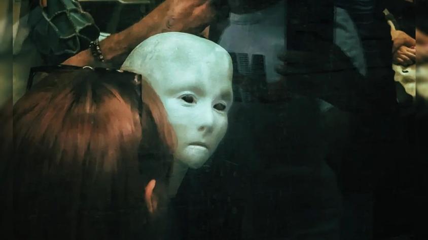 Sorprendió a la gente: Supuesto extraterrestre enloqueció a pasajeros en metro de Nueva York