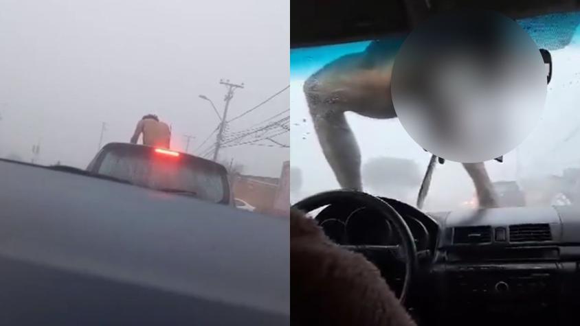 Dañó dos vehículos: Detienen a sujeto que subió desnudo al techo de un auto en Copiapó