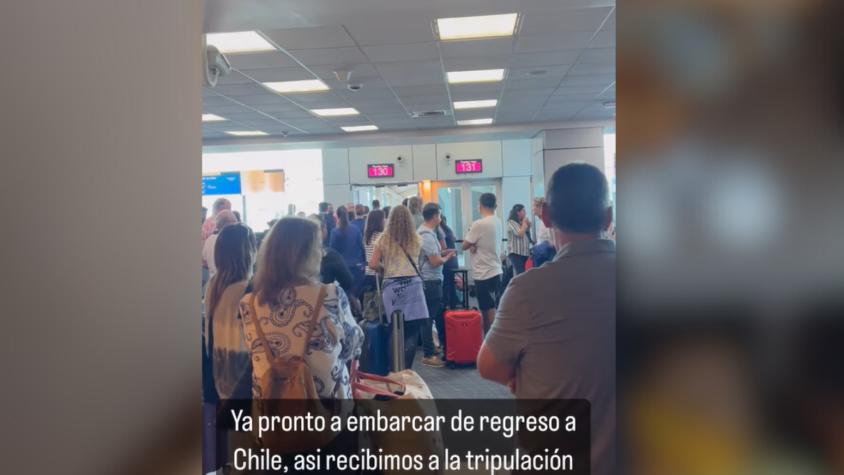 Pasajeros rinden homenaje a tripulación de Latam tras muerte de piloto en pleno vuelo