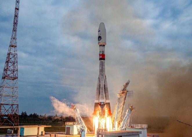 Misión lunar rusa sufrió imprevisto: nave se estrelló en la superficie del satélite