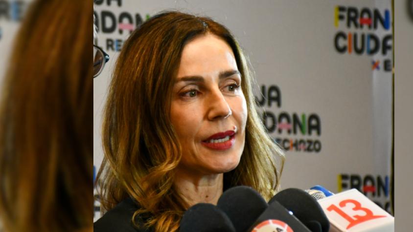 La ex constituyente Bárbara Rebolledo revela que se separó hace cinco meses: "La fiesta está en paz"