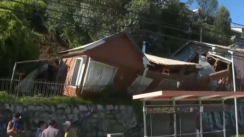 VIDEO | Derrumbe de cerro destruyó casa en "cosa de segundos" en Tomé