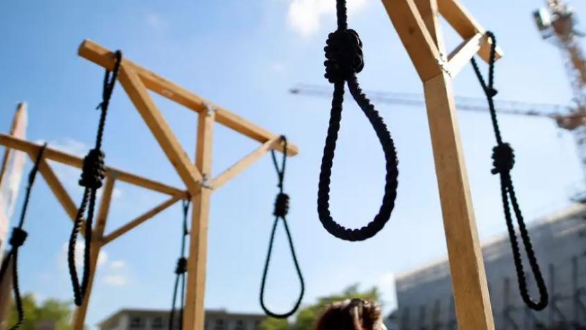 Irán ejecuta a cinco presos condenados por violar a una mujer 