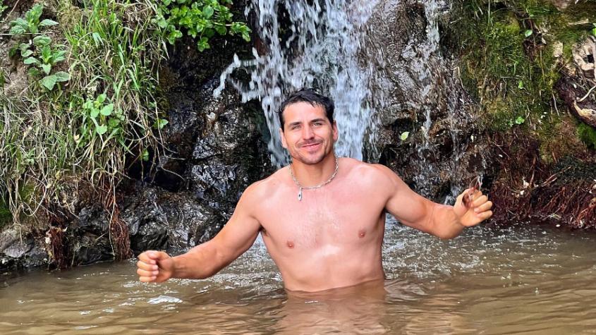 Pangal Andrade sorprende con video bañándose desnudo en una cascada: “Rompe las barreras”