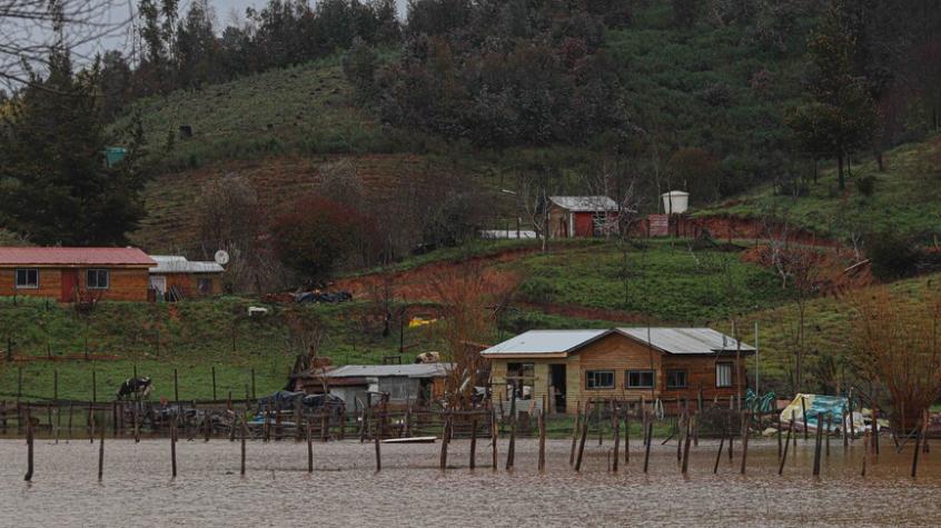 Gobierno informa que más de 29 mil personas están aisladas producto de la lluvia en el centro sur