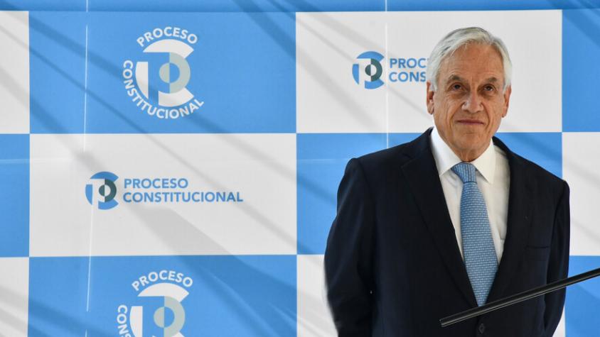 Piñera descarta haber intentado reflotar proceso constituyente de Bachelet: Expresidenta reveló un llamado