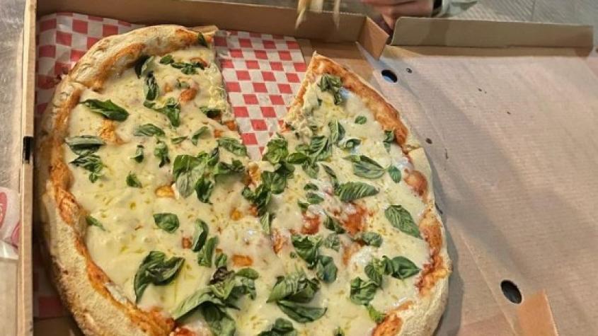 [VIDEO] Romaní encanta con sus pizzas de masa fina 