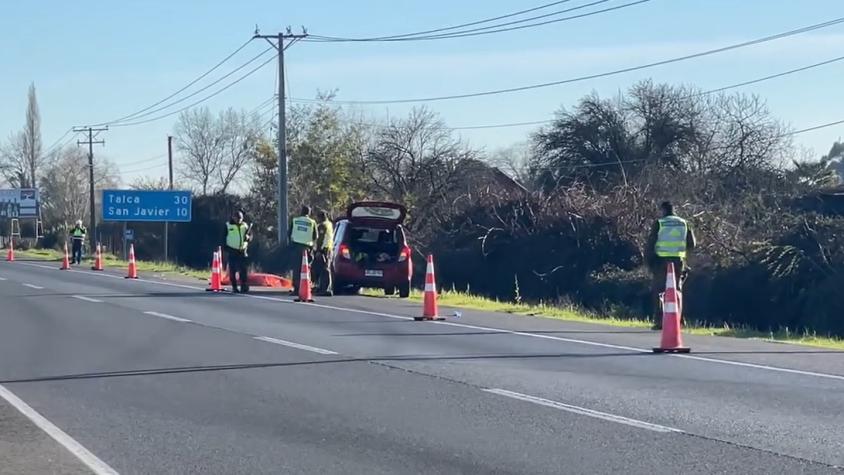 Dos personas mueren en grave en accidente Ruta 5 Sur: Se habían bajado a revisar una falla mecánica